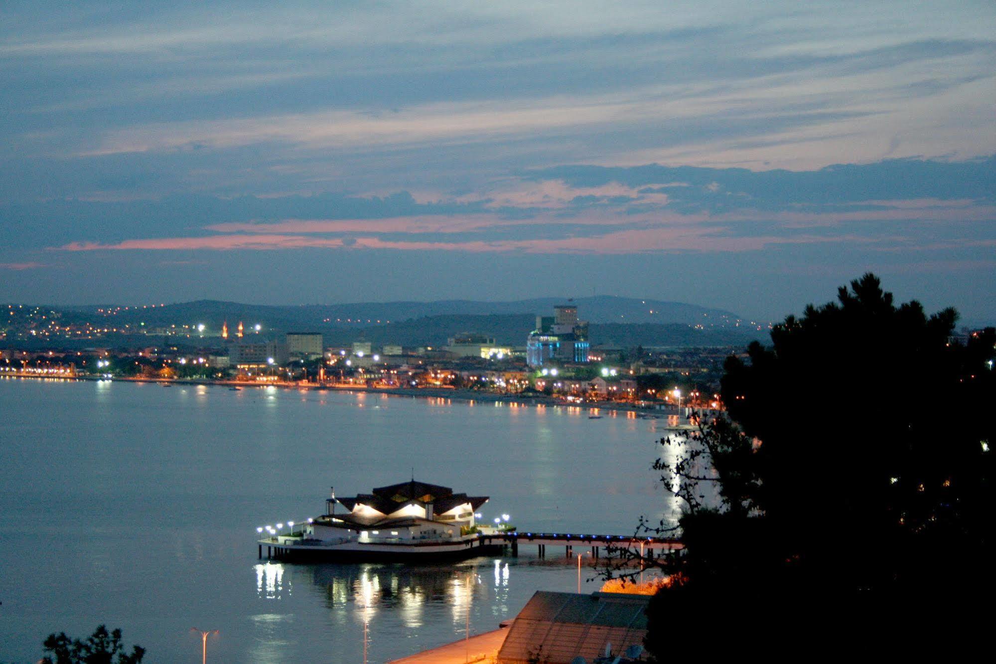 Hotel Eser Premium & Buyukcekmece